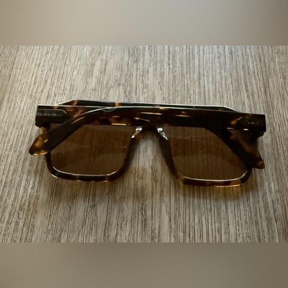 quay australia soundcheck tortoise brown vintage y2k aviator sunglasses eyewear - Picture 2 of 3